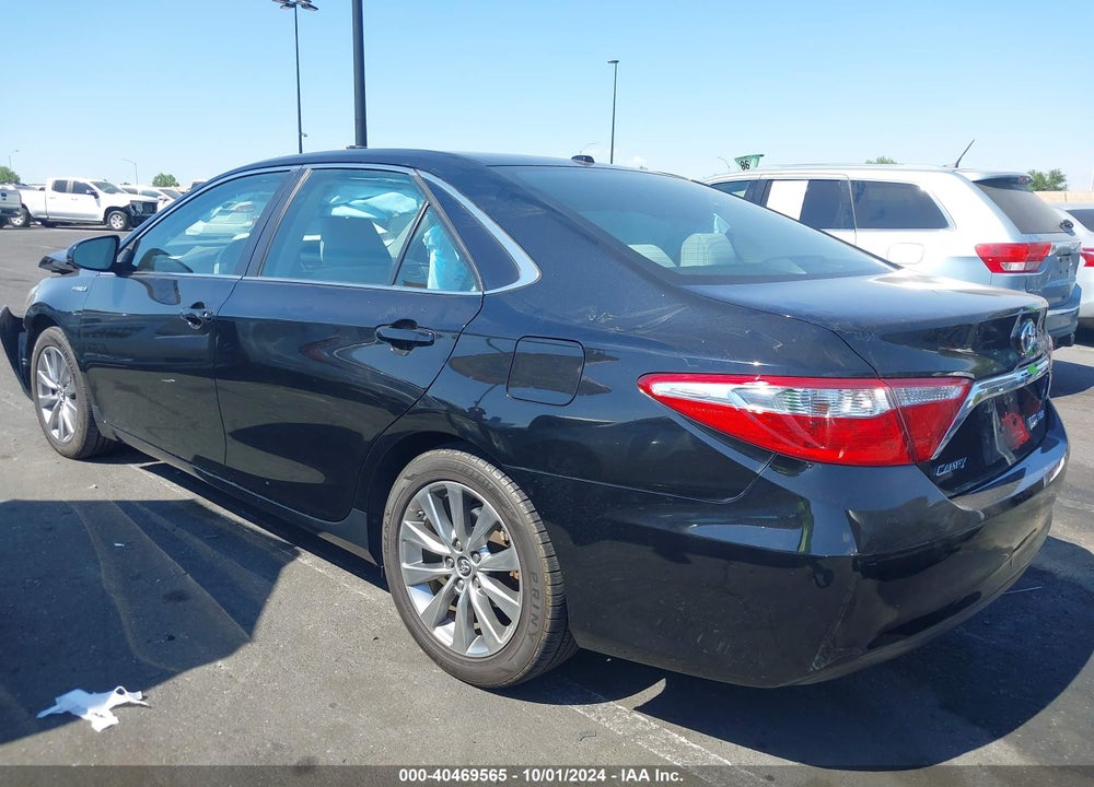 2015 TOYOTA CAMRY HYBRID XLE VIN: 4T1BD1FK7FU149630
