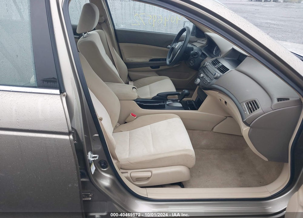 2008 HONDA ACCORD 2.4 LX-P VIN: 1HGCP26408A122055