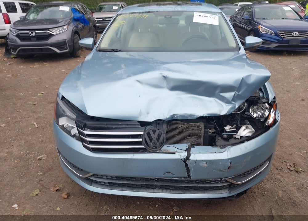 2012 VOLKSWAGEN PASSAT 2.5L SE VIN: 1VWBP7A38CC012757