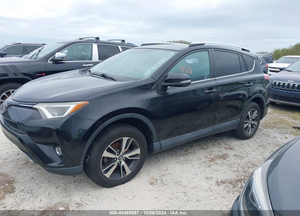 2016 TOYOTA RAV4 XLE VIN: 2T3WFREV0GW268148