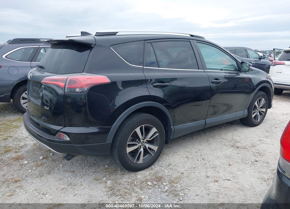 2016 TOYOTA RAV4 XLE VIN: 2T3WFREV0GW268148