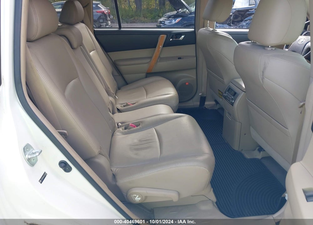 2008 TOYOTA HIGHLANDER HYBRID LIMITED VIN: JTEEW44A682003480