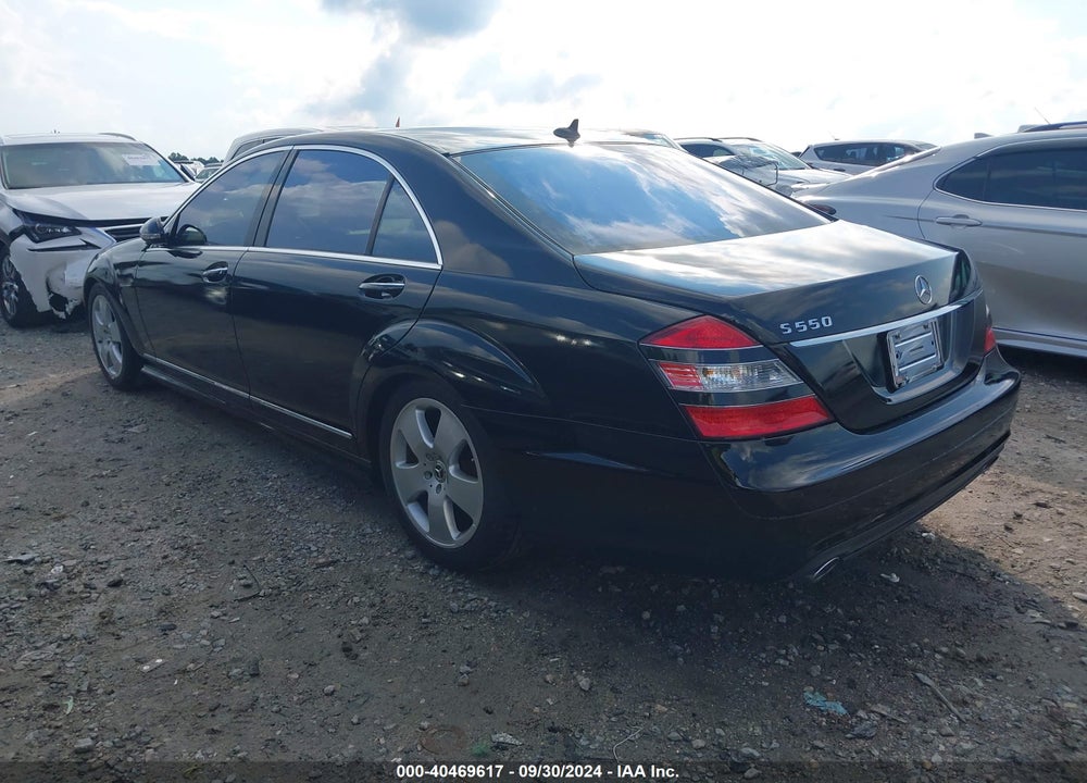 2008 MERCEDES-BENZ S 550 VIN: WDDNG71X88A204496