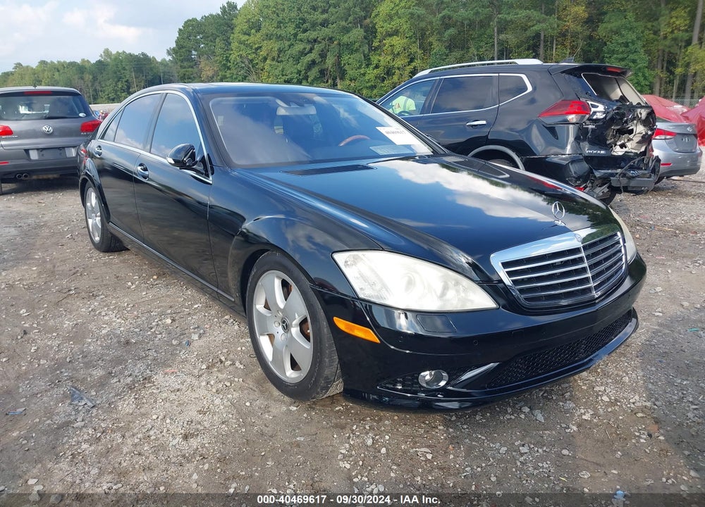 2008 MERCEDES-BENZ S 550 VIN: WDDNG71X88A204496