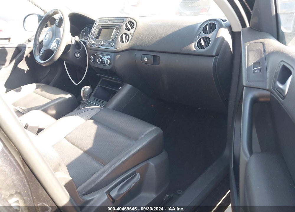 2012 VOLKSWAGEN TIGUAN SE VIN: WVGAV7AX6CW547023