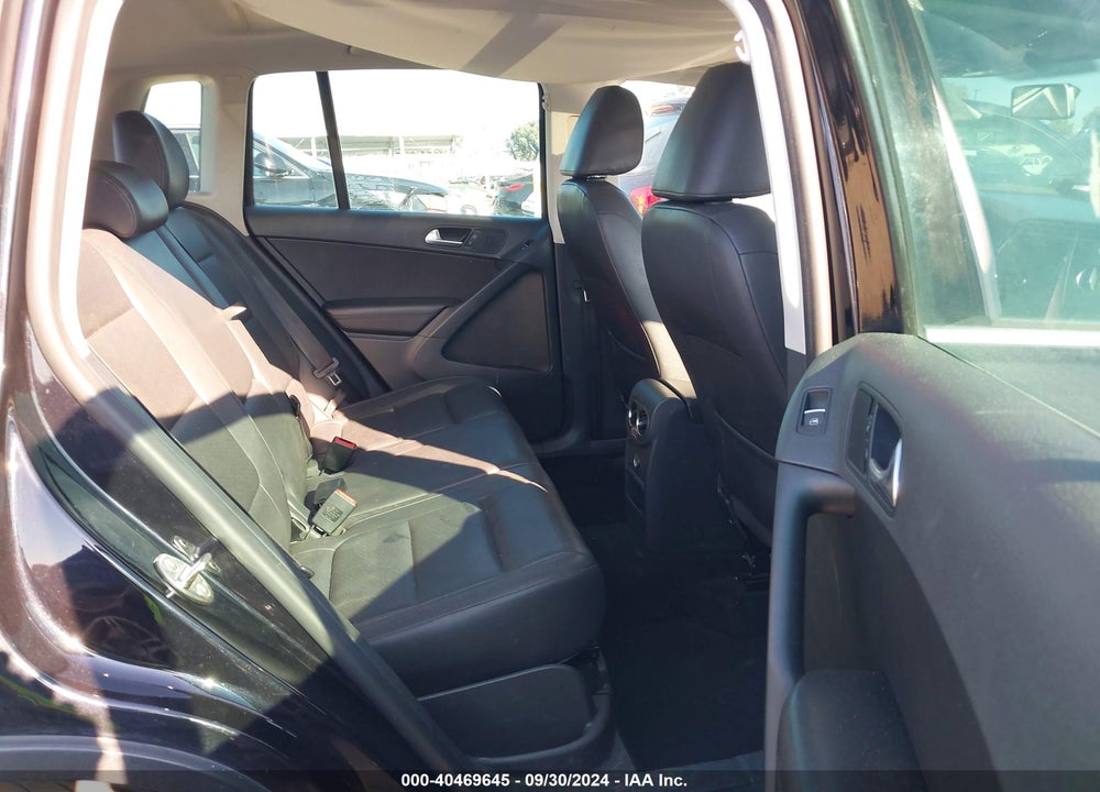 2012 VOLKSWAGEN TIGUAN SE VIN: WVGAV7AX6CW547023