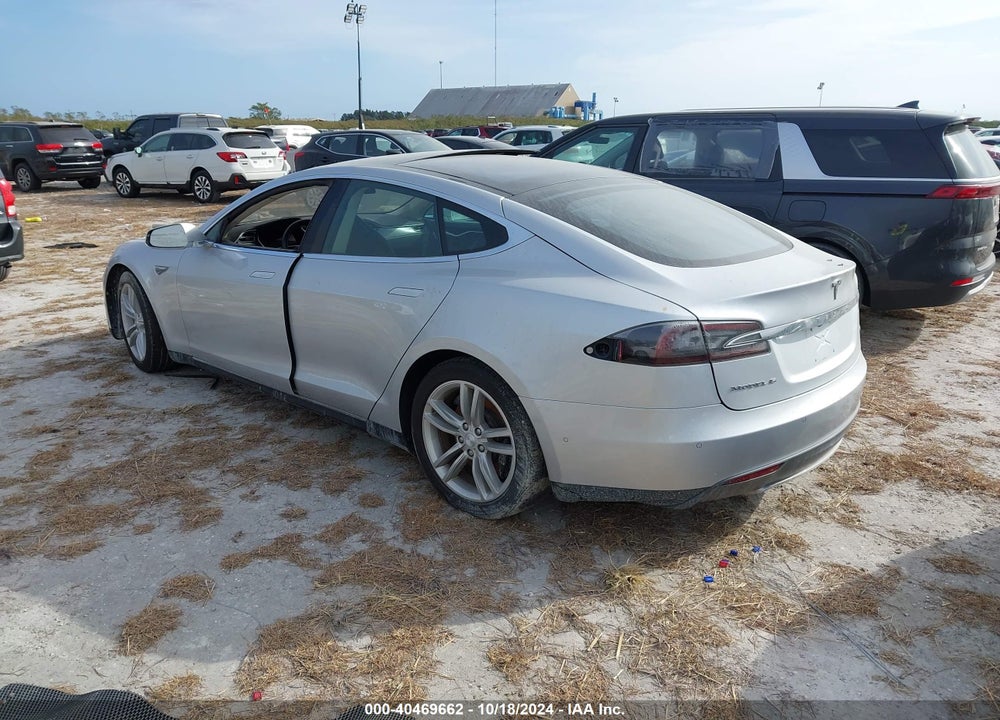 2015 TESLA MODEL S 60/70/85 VIN: 5YJSA1H14FF082866