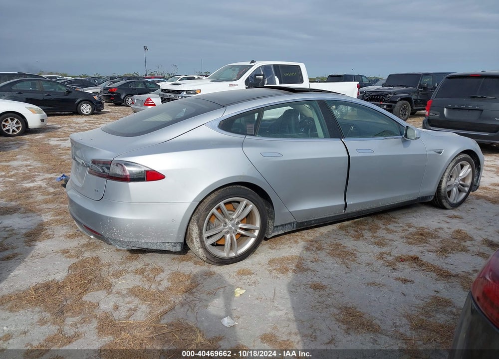 2015 TESLA MODEL S 60/70/85 VIN: 5YJSA1H14FF082866