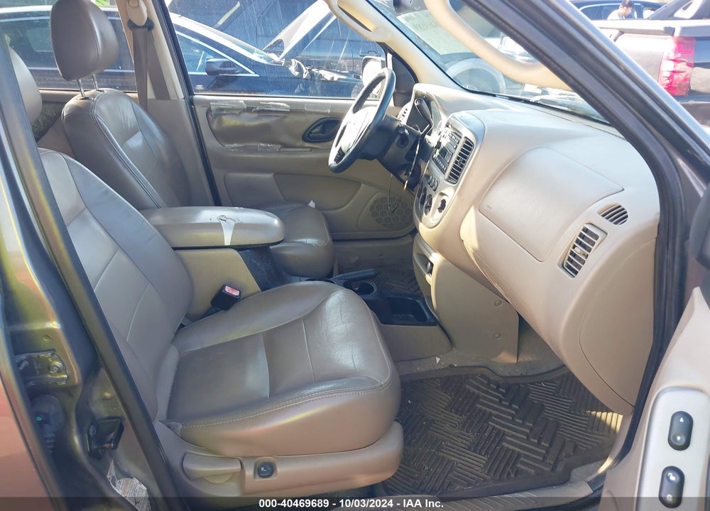 2004 FORD ESCAPE LIMITED VIN: 1FMCU94164KA16136