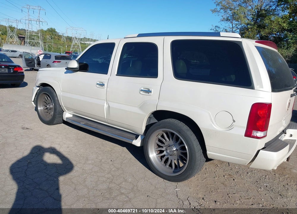 2004 CADILLAC ESCALADE STANDARD VIN: 1GYEK63N54R218330