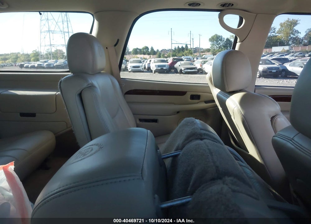 2004 CADILLAC ESCALADE STANDARD VIN: 1GYEK63N54R218330