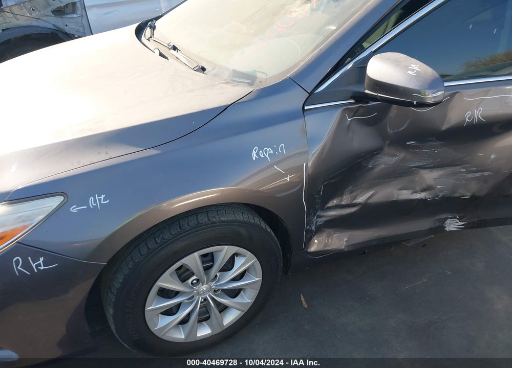 2017 TOYOTA CAMRY LE VIN: 4T1BF1FK1HU764932