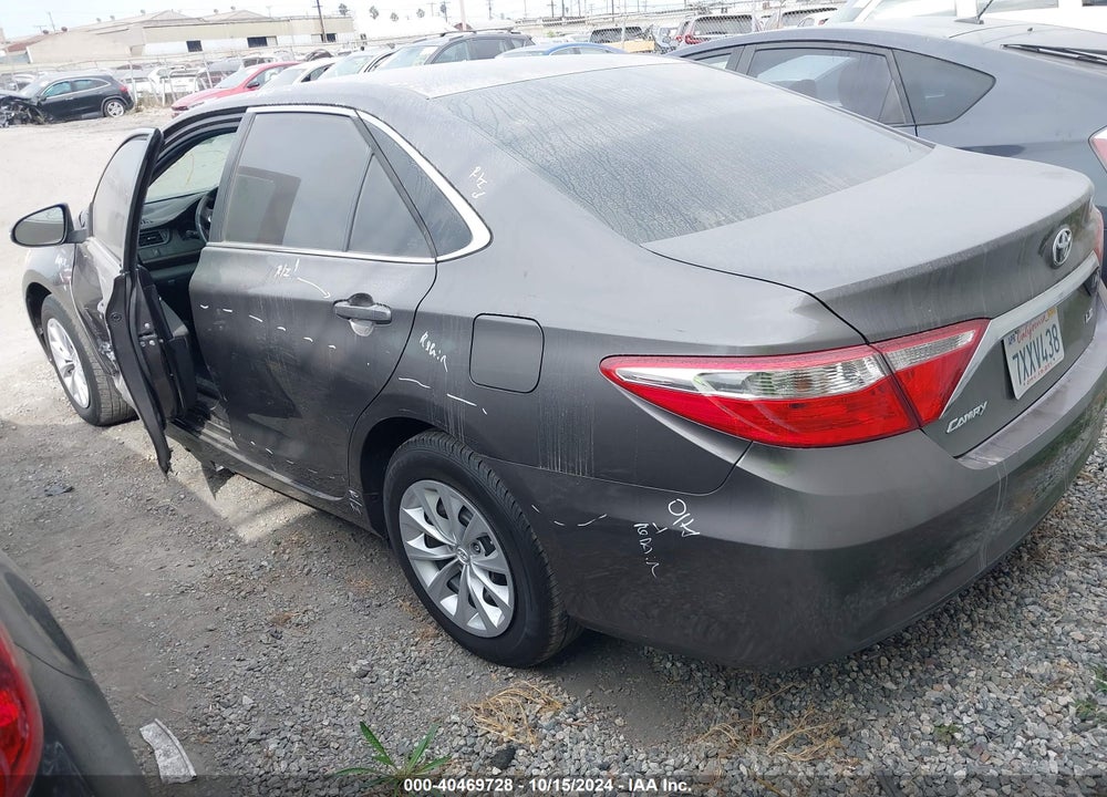 2017 TOYOTA CAMRY LE VIN: 4T1BF1FK1HU764932