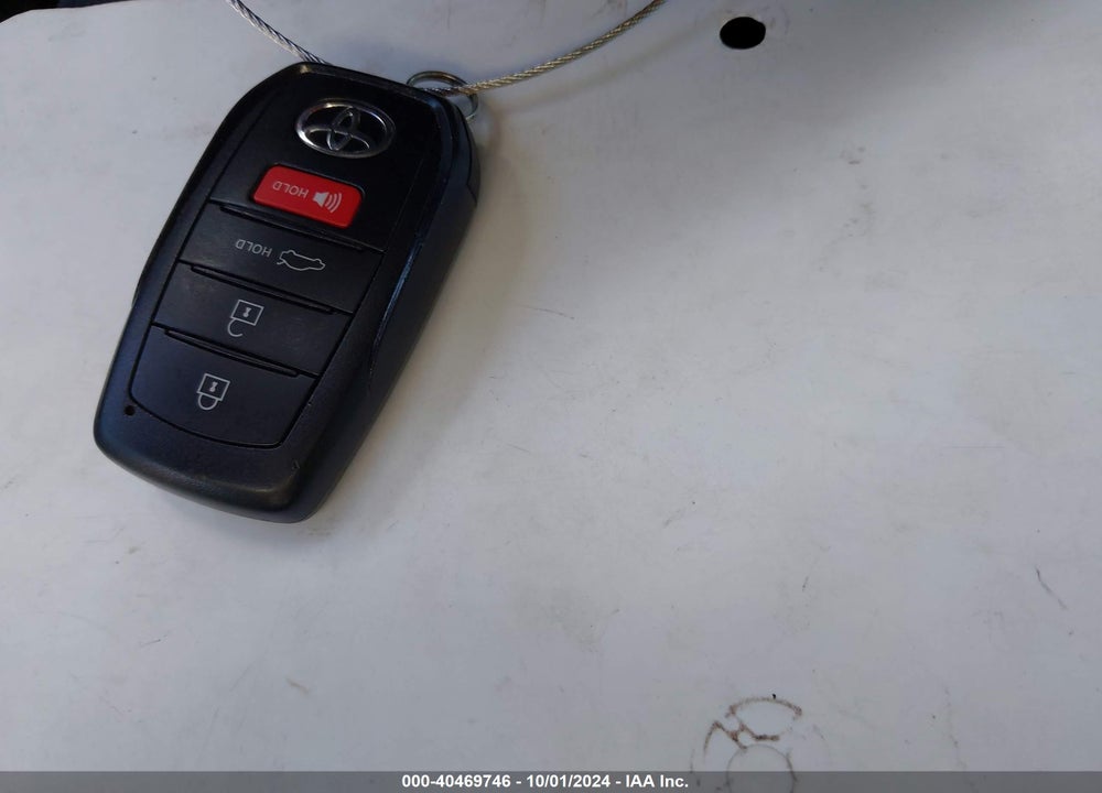 2024 TOYOTA COROLLA LE VIN: 5YFB4MDE2RP081130