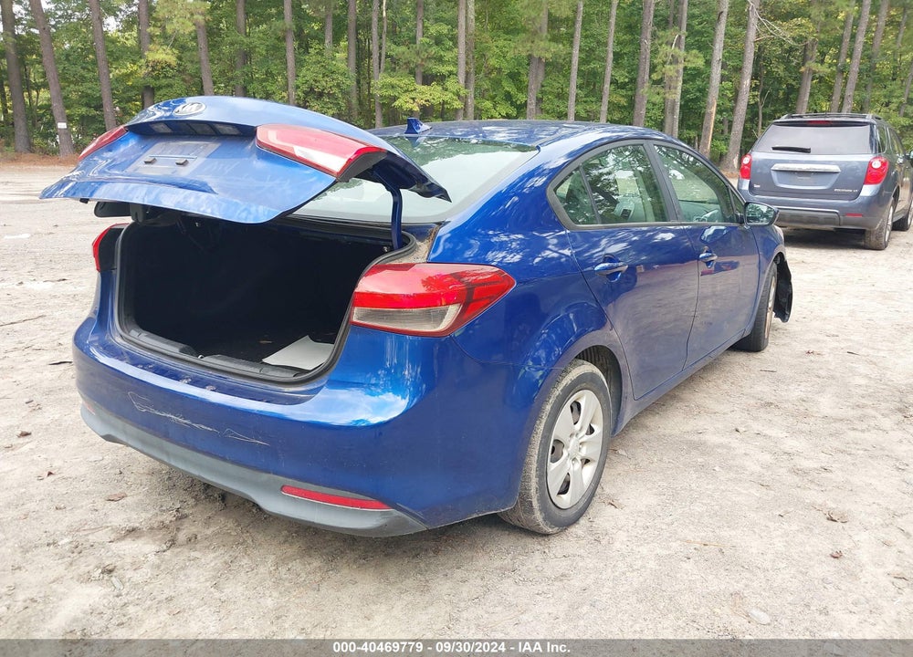 2017 KIA FORTE LX VIN: 3KPFK4A72HE060307