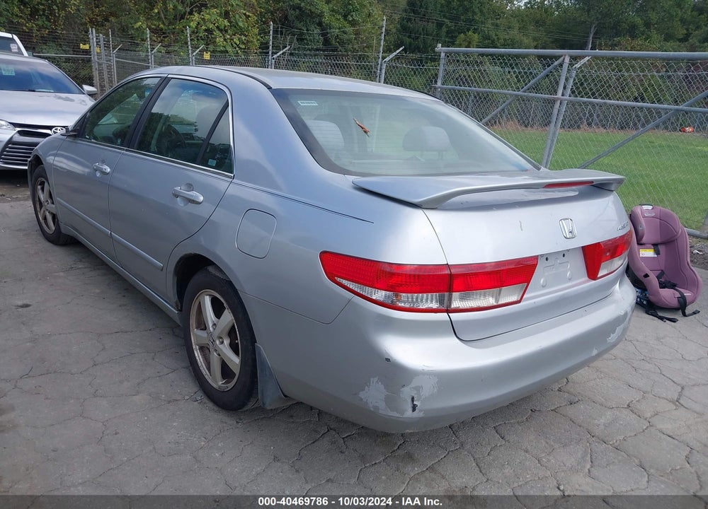 2004 HONDA ACCORD 2.4 EX VIN: 1HGCM566X4A027590