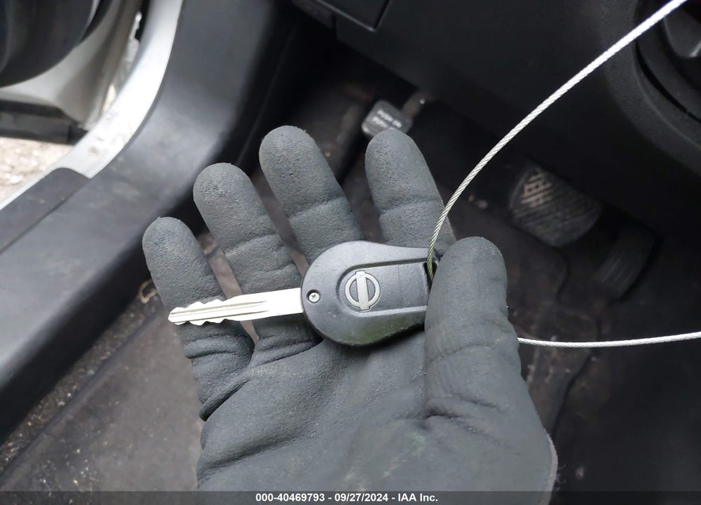 2013 NISSAN ROGUE S VIN: JN8AS5MV9DW629815