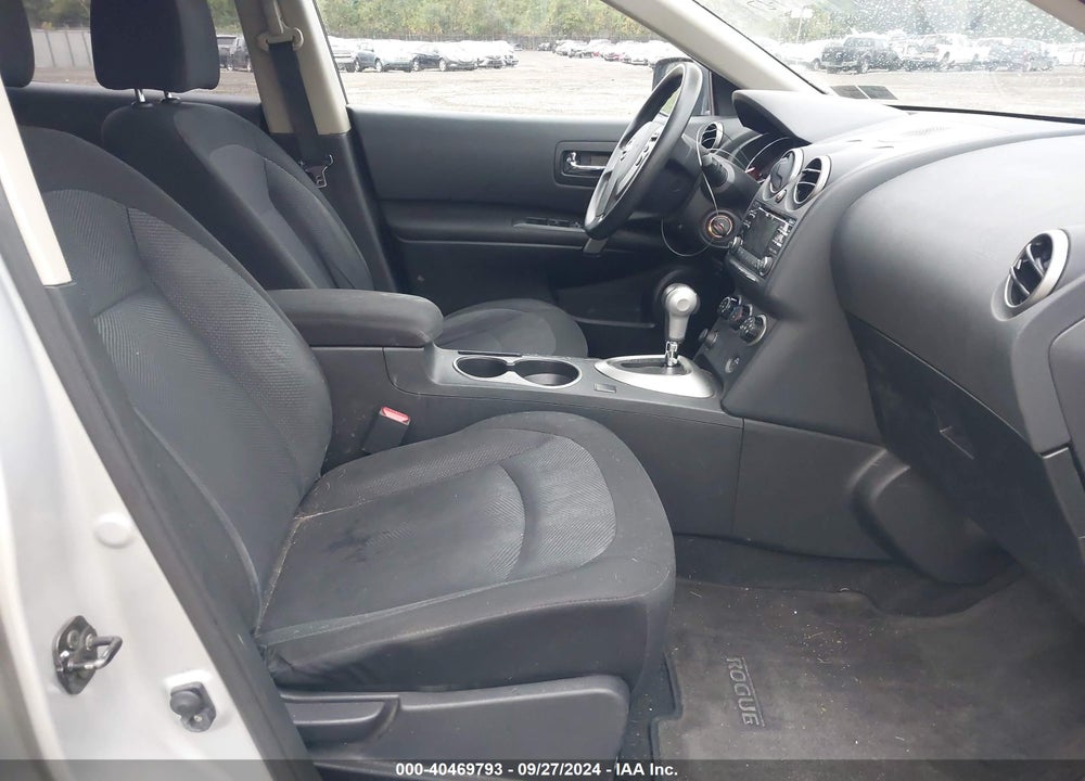 2013 NISSAN ROGUE S VIN: JN8AS5MV9DW629815
