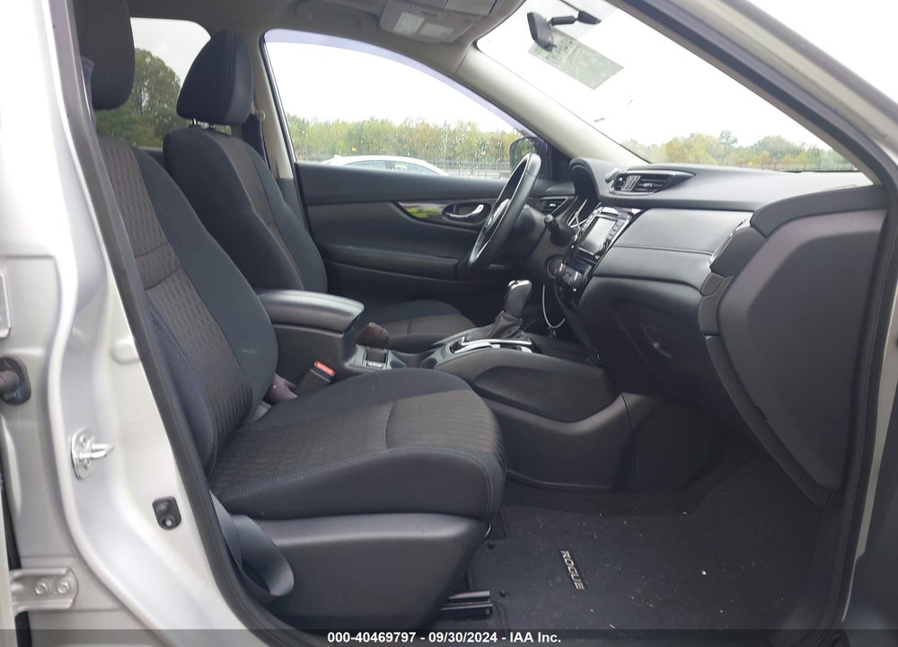 2018 NISSAN ROGUE SV VIN: 5N1AT2MV9JC758041