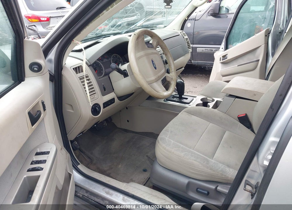 2010 FORD ESCAPE XLT VIN: 1FMCU9DGXAKD17590