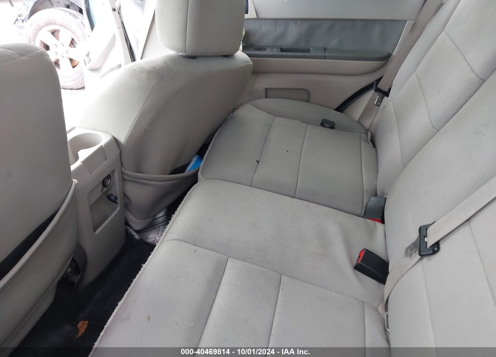 2010 FORD ESCAPE XLT VIN: 1FMCU9DGXAKD17590