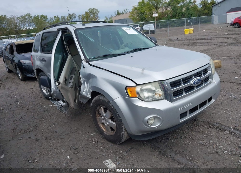 2010 FORD ESCAPE XLT VIN: 1FMCU9DGXAKD17590