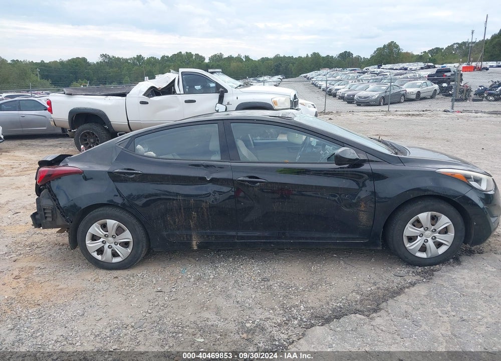 2016 HYUNDAI ELANTRA SE VIN: KMHDH4AE9GU490528