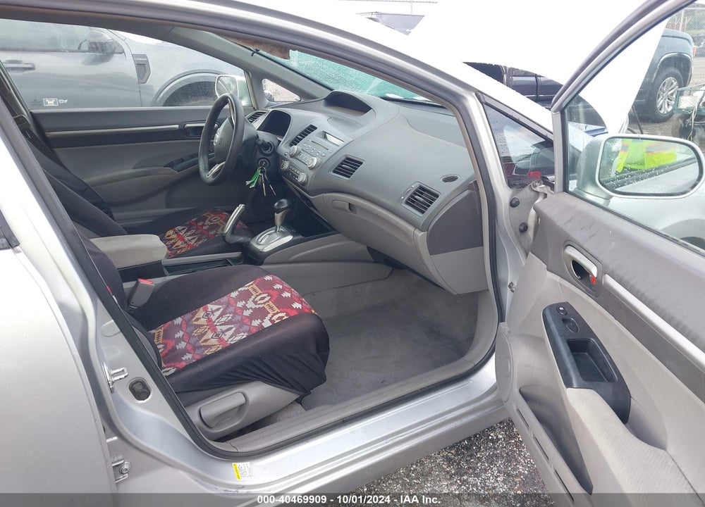 2010 HONDA CIVIC SDN EX VIN: 19XFA1F88AE055640