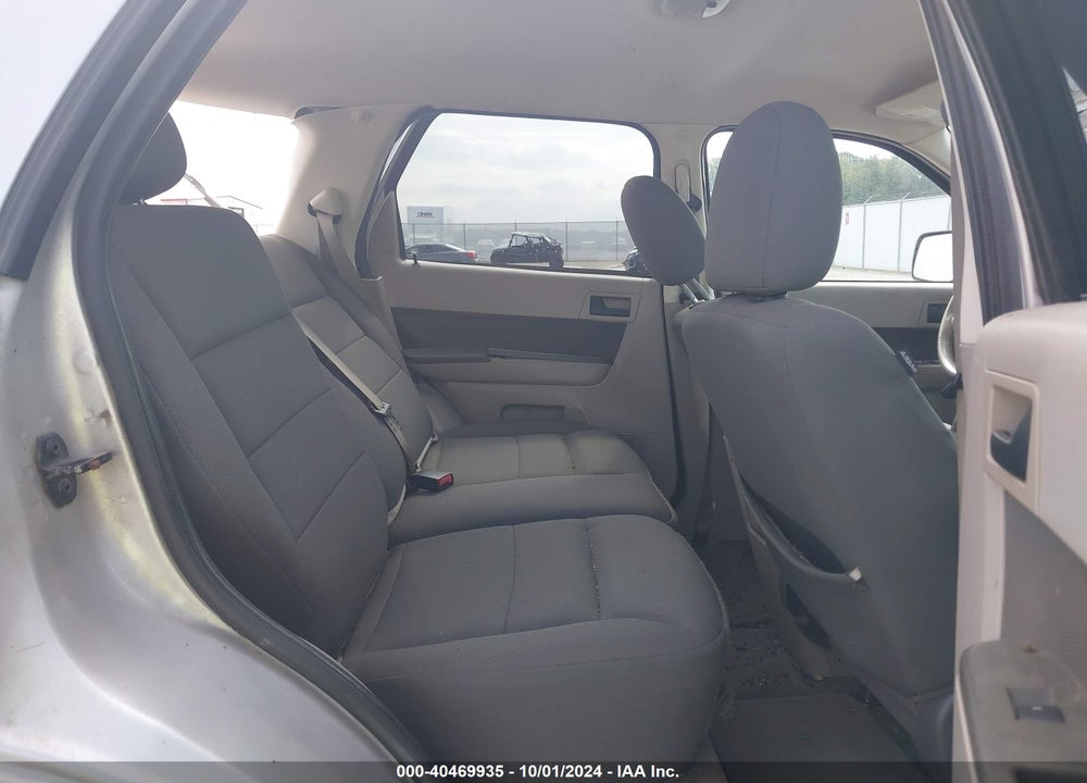 2009 FORD ESCAPE VIN: 1FMCU93G09KB54459