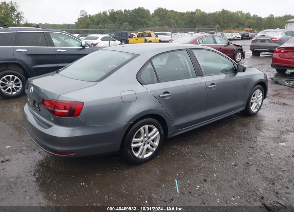 2018 VOLKSWAGEN JETTA 1.4T S VIN: 3VW2B7AJ2JM263217