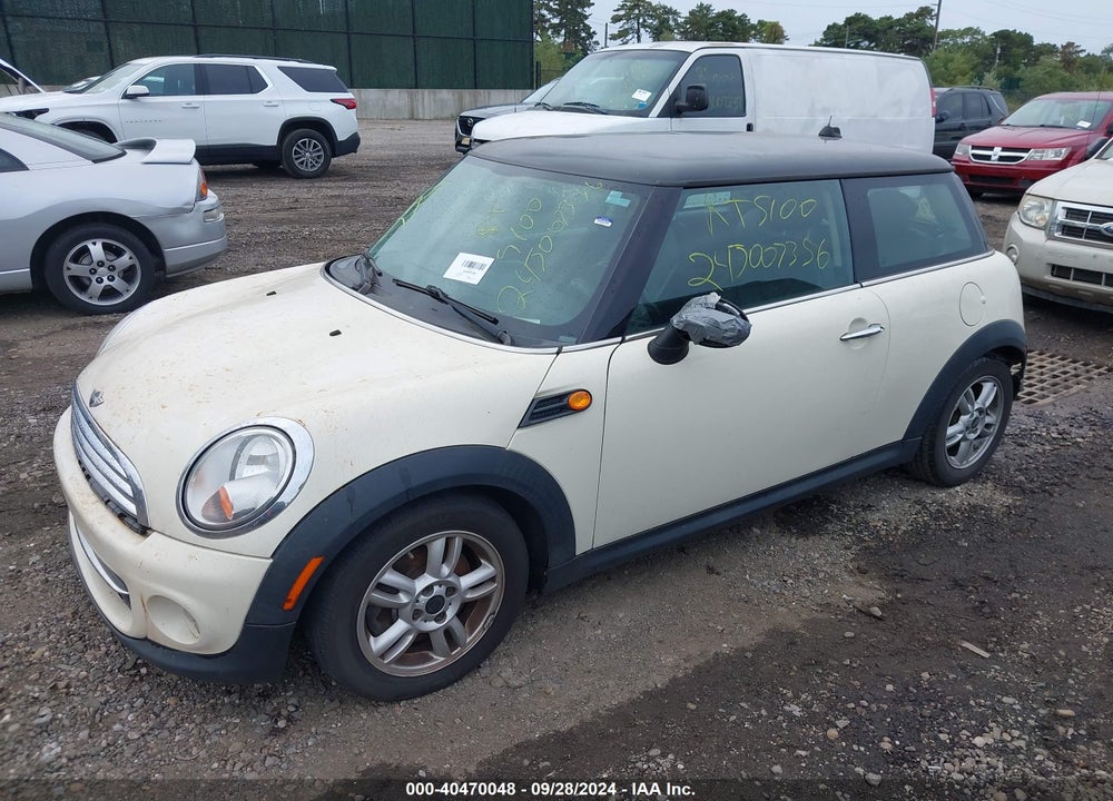2012 MINI COOPER VIN: WMWSU3C51CT541967