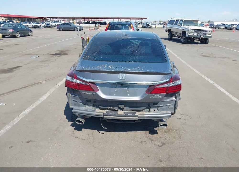 2016 HONDA ACCORD TOURING VIN: 1HGCR3F95GA015013