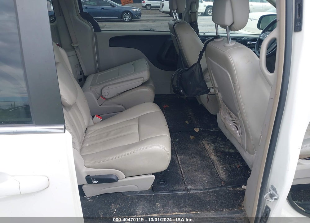 2013 CHRYSLER TOWN & COUNTRY TOURING VIN: 2C4RC1BG1DR554593