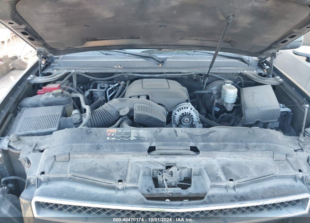 2013 CHEVROLET SUBURBAN 1500 LT VIN: 1GNSCJE08DR317273