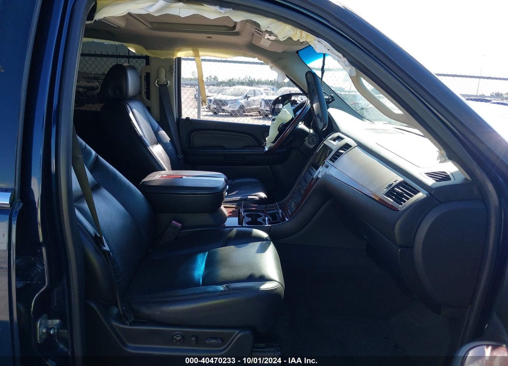 2007 CADILLAC ESCALADE STANDARD VIN: 1GYFK63897R414435
