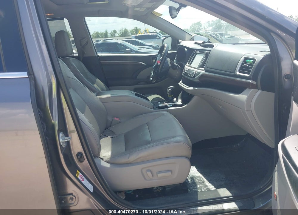 2015 TOYOTA HIGHLANDER LIMITED V6 VIN: 5TDYKRFH4FS061002