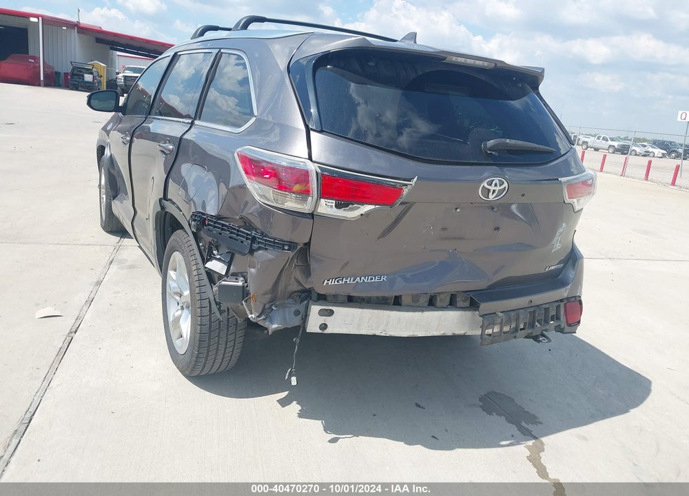 2015 TOYOTA HIGHLANDER LIMITED V6 VIN: 5TDYKRFH4FS061002