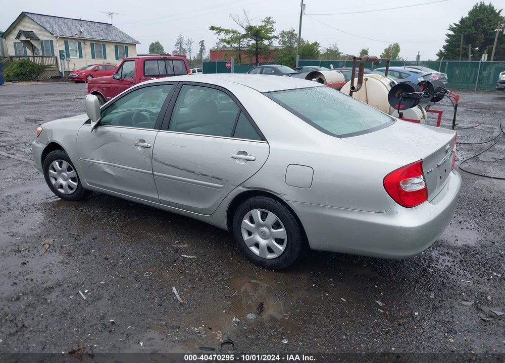2004 TOYOTA CAMRY LE VIN: 4T1BE32KX4U801006
