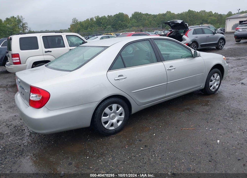 2004 TOYOTA CAMRY LE VIN: 4T1BE32KX4U801006