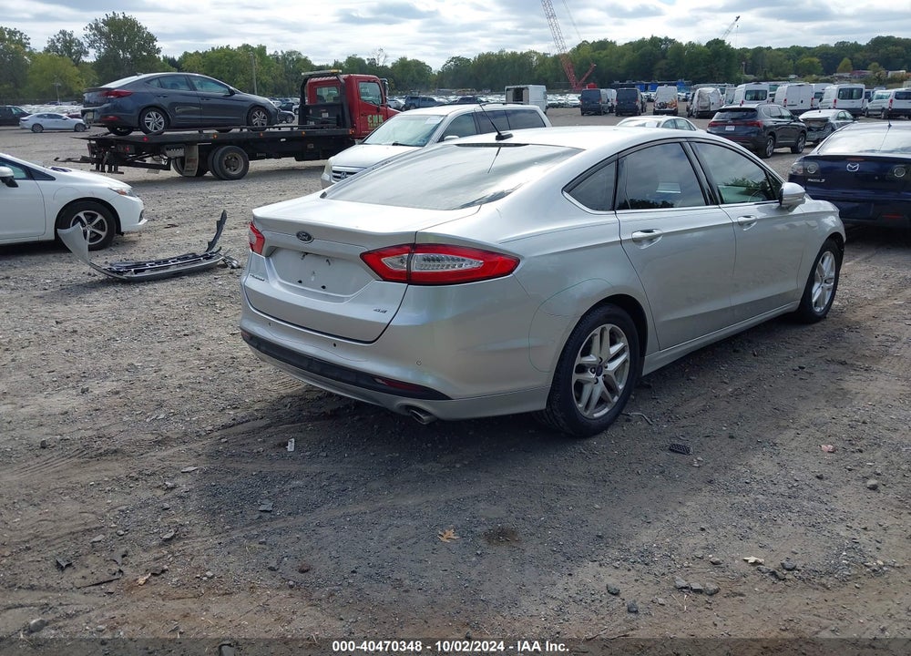 2015 FORD FUSION SE VIN: 3FA6P0H71FR100100