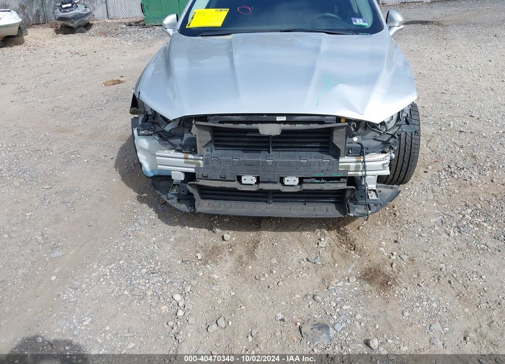 2015 FORD FUSION SE VIN: 3FA6P0H71FR100100