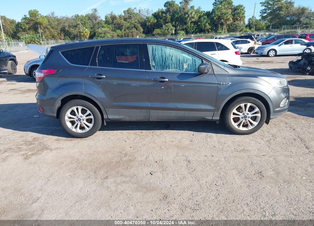 2017 FORD ESCAPE SE VIN: 1FMCU0G91HUA28489