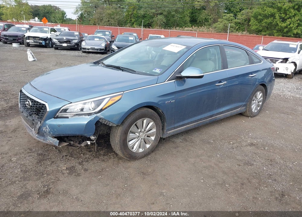 2016 HYUNDAI SONATA HYBRID SE VIN: KMHE24L14GA035474