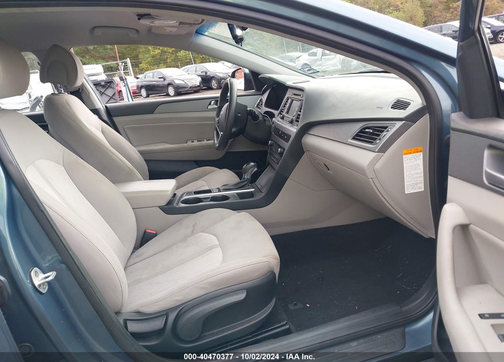 2016 HYUNDAI SONATA HYBRID SE VIN: KMHE24L14GA035474