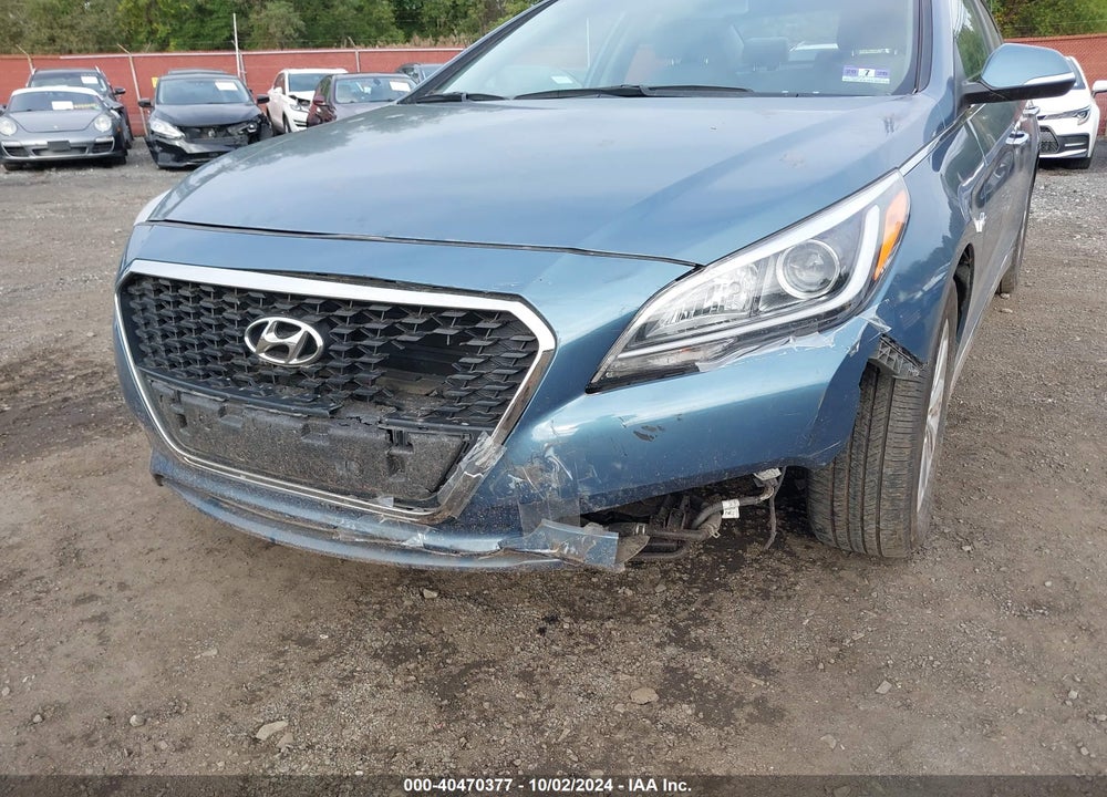 2016 HYUNDAI SONATA HYBRID SE VIN: KMHE24L14GA035474