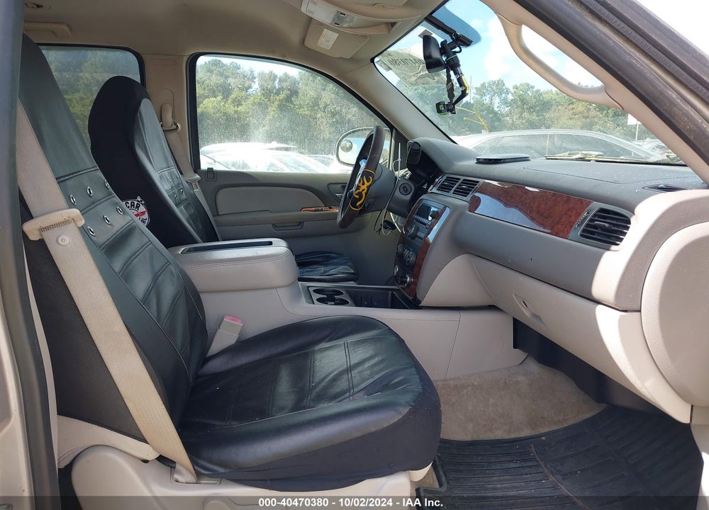 2007 CHEVROLET TAHOE LT VIN: 1GNFK13097J360062