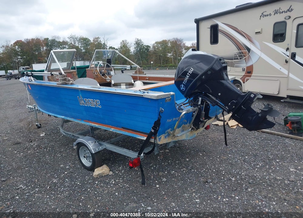 1982 BLUE FIN SPORTSMAN VIN: BFFSP117M82E