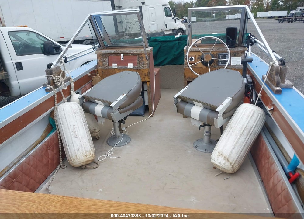 1982 BLUE FIN SPORTSMAN VIN: BFFSP117M82E