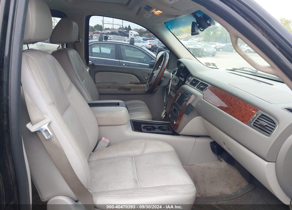 2007 CHEVROLET SUBURBAN 1500 LT VIN: 1GNFK16347J191199