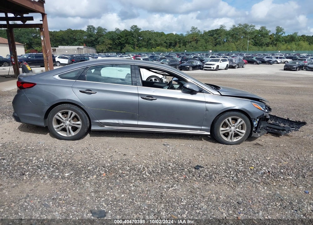 2018 HYUNDAI SONATA SPORT VIN: 5NPE34AF5JH699640